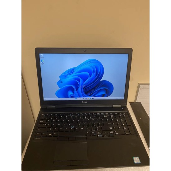 Dell Latitude 5580 Intel Core i7-7820HQ 8GB DDR4 256GB SSD